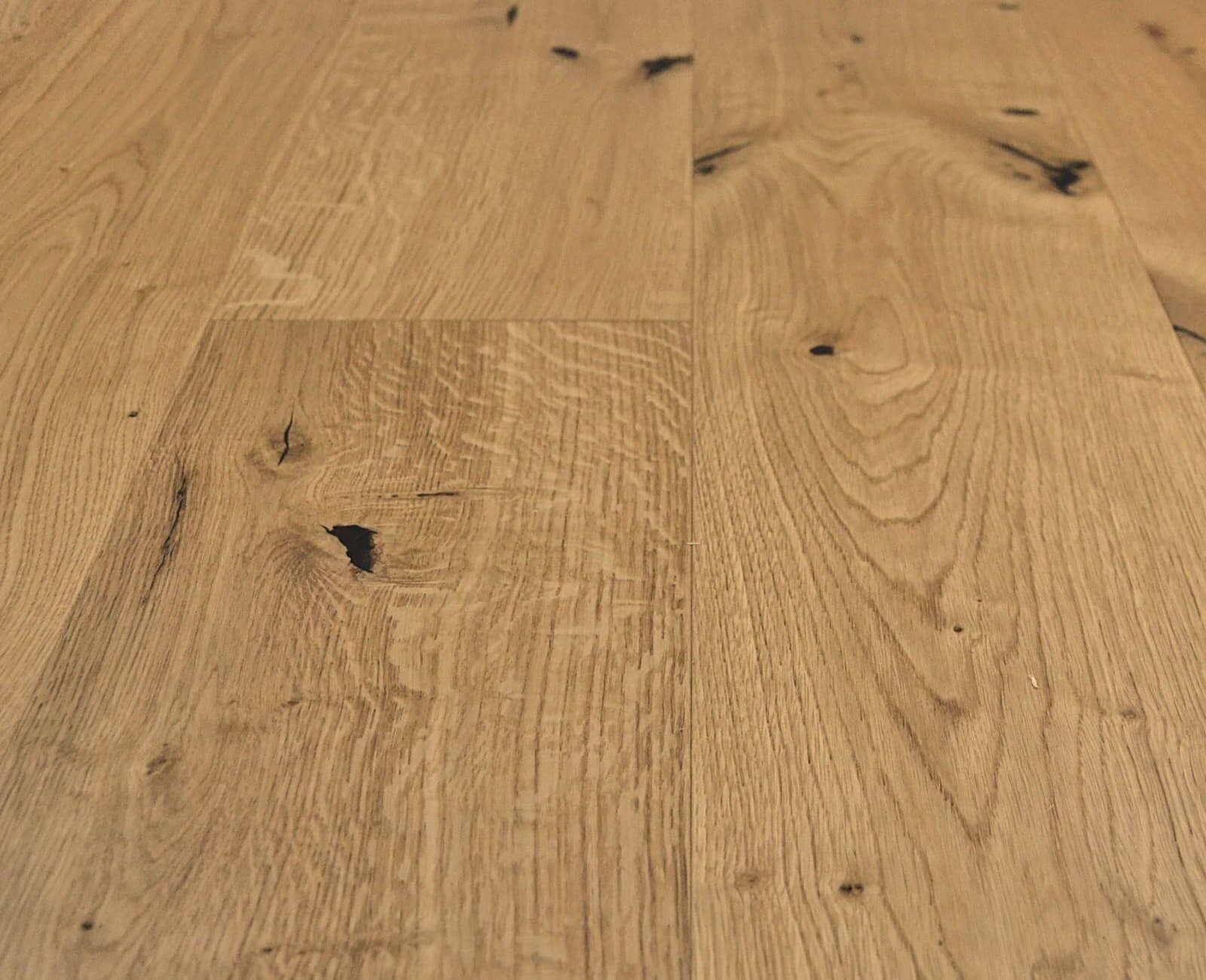 Rovere Innsbruck 300 in un interno